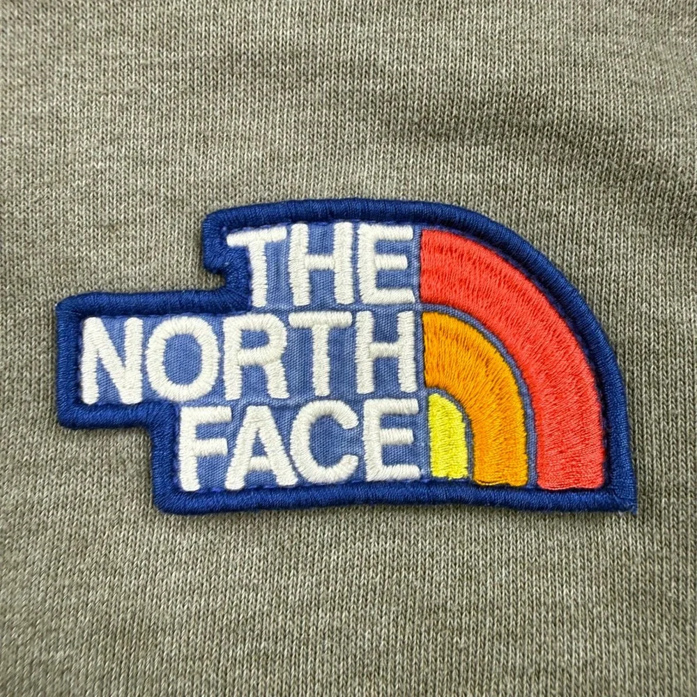 The North Face Novelty Patch Hoodie Small Gray Multi Patch Graphic Pullover Mens